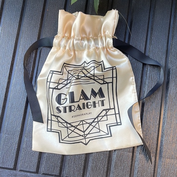 Sephora - Gatsby Themed Gold & Black Makeup Bag - Picture 2 of 12